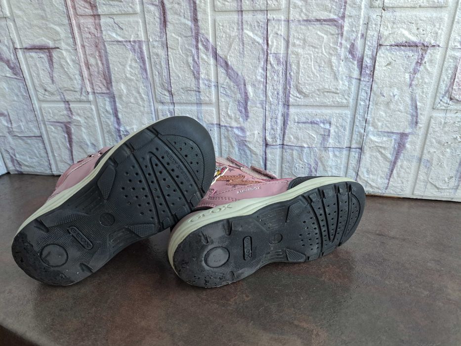 детски ботуши,зимни обувки,боти,апрески, Geox  номер 26 за момиче