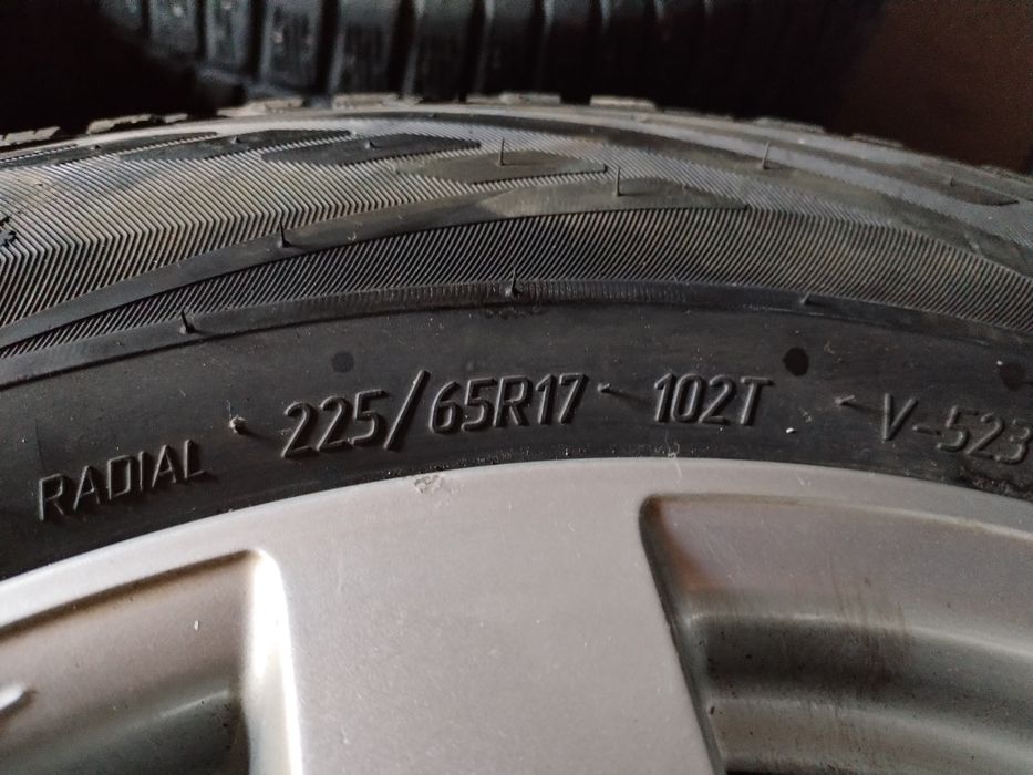 4 Anvelope de iarnă 225 65 R17