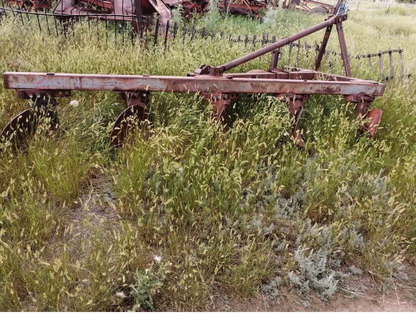 Плуг 5ти корпусной