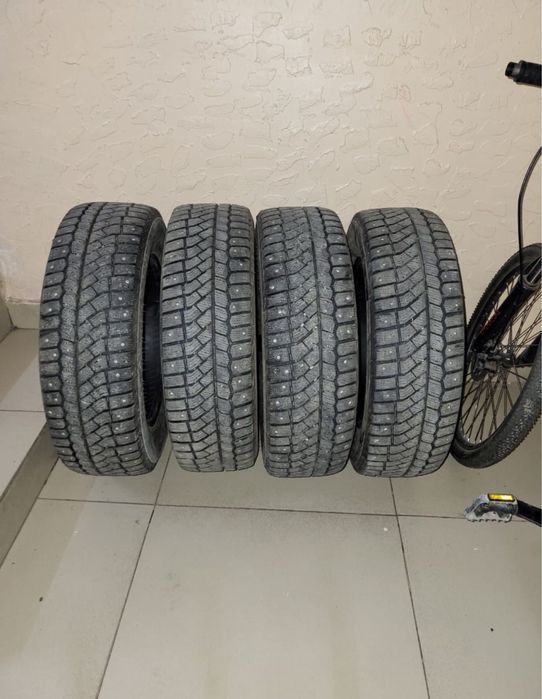 Продам зимние шины