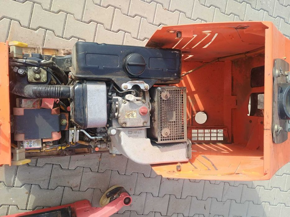 Placa compactoare 600 Kg BOMAG