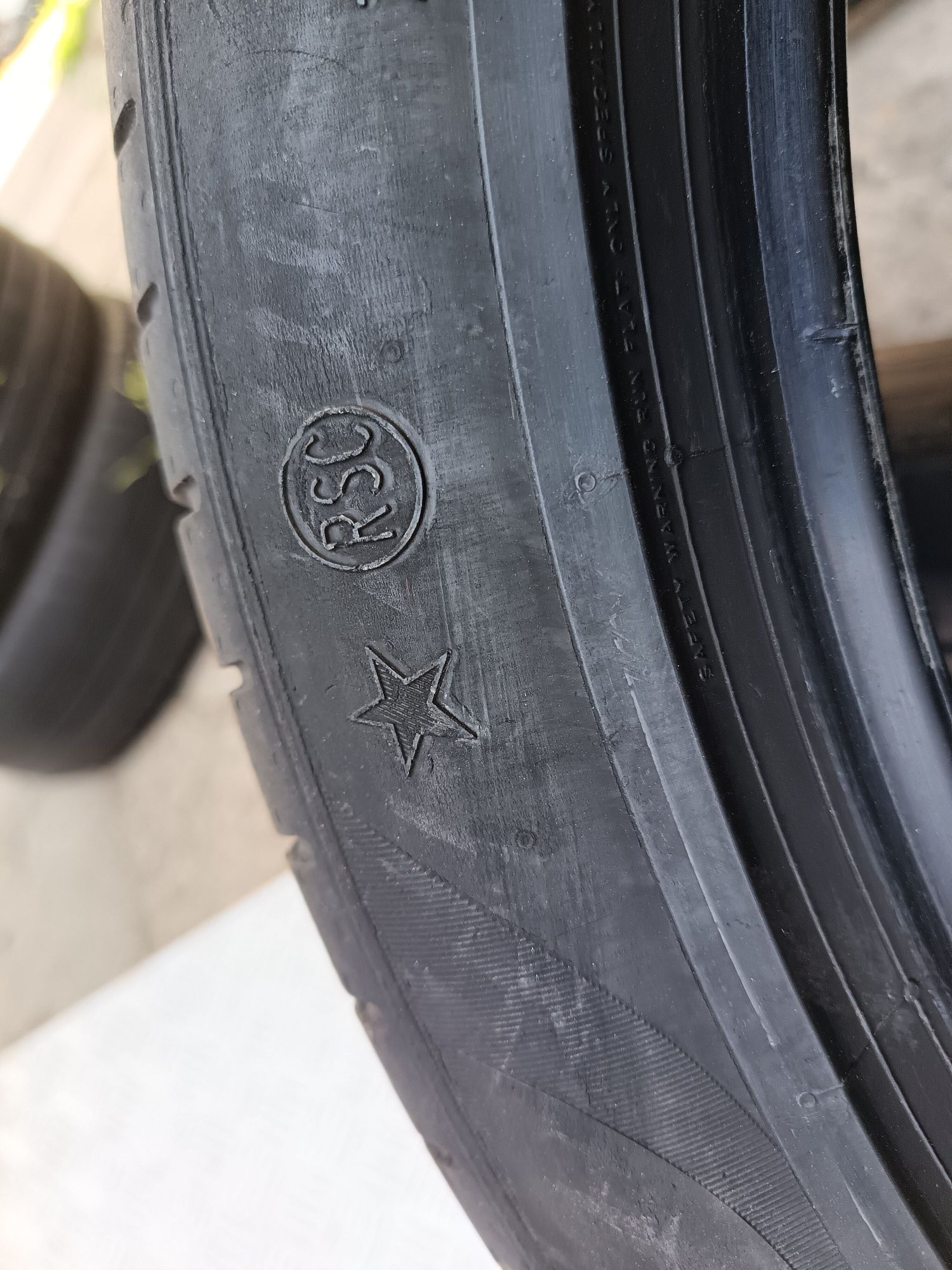 Anvelope vara 275 40 20 pirelli runflat 2018 5.3mm