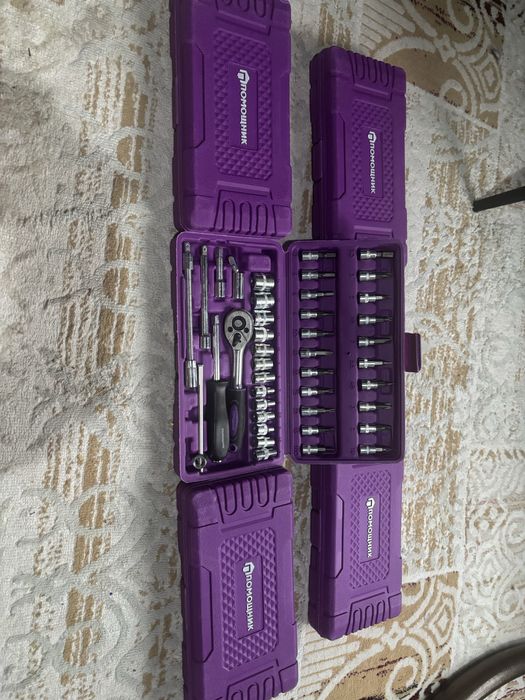 Продам набор головок новый