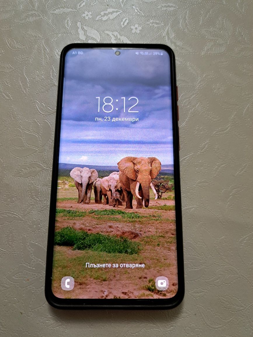 Продавам заменям Samsung s20ultra