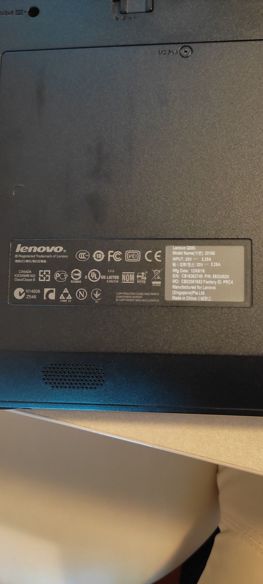 Продавам лаптоп LENOVO G580