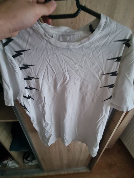 Tricou Neil Barrett