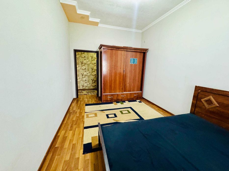 Buxoroda kvartira sotiladi 2 xonali 57m2 3-qavat