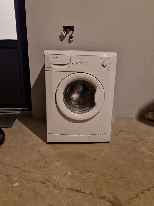 Vând mașină de spălat