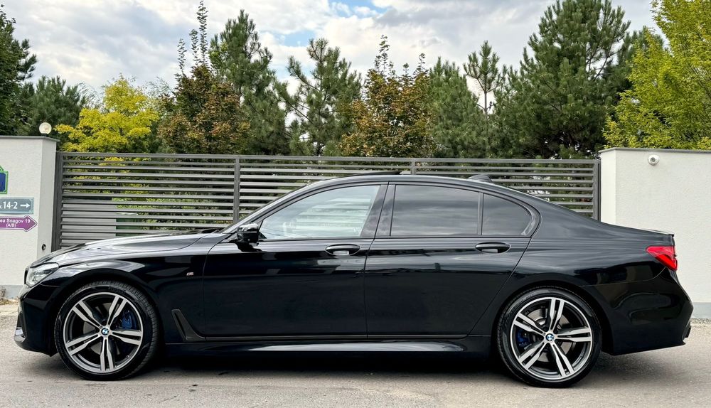 Vand BMW 750 ix M Proprietar. Impozit achitat. Revizie recent efectuat