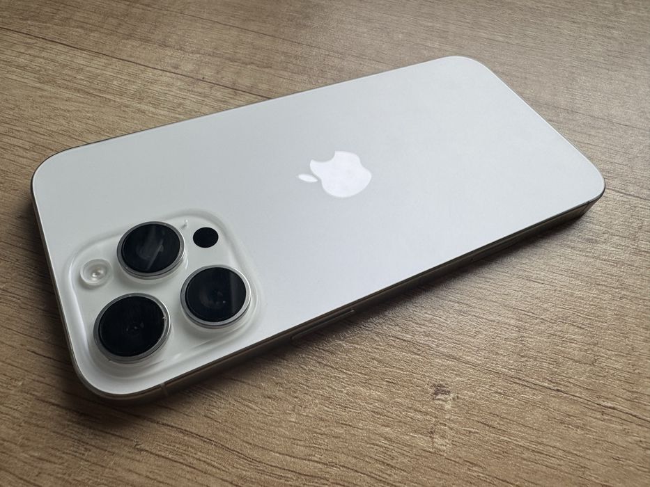 Apple iPhone 16 pro max alb 1TB 93% acunulator impecabil