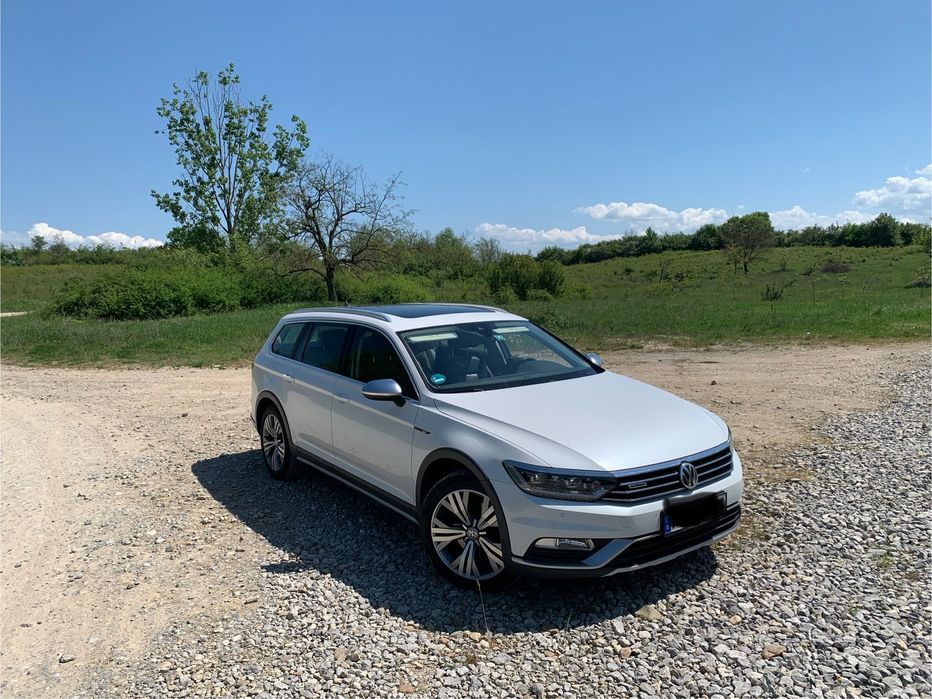 VW Passat B8 Alltrak 2.0TDI 4x4 Automat FULL HIGHLINE !!!