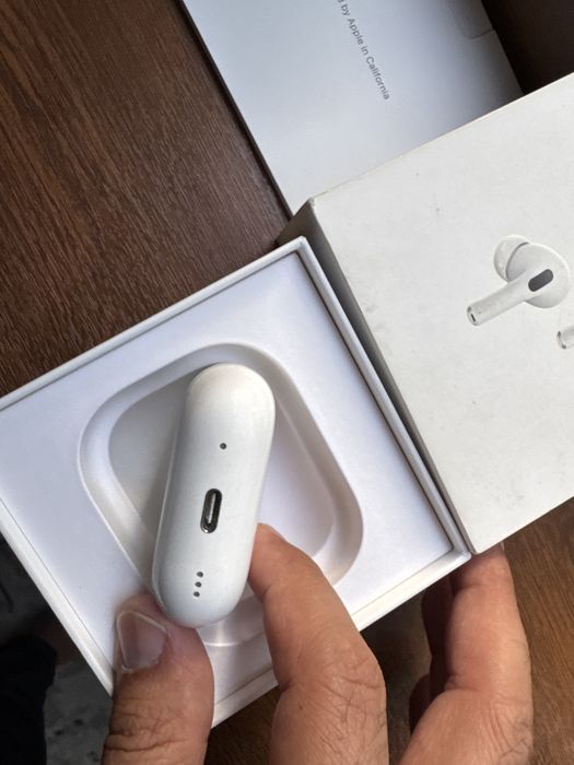 Airpods Pro 2 Type-C кейс оригинал