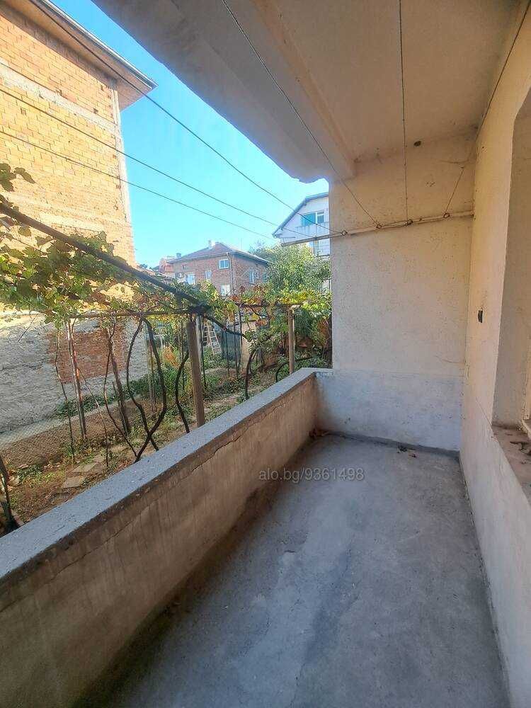 Продава се Етаж от къща в Асеновград - 133 кв.м за 1166 €/кв.м - Снимка #9