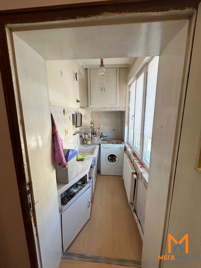 Дава се под наем Тристаен апартамент в Севлиево - 80 кв.м за 280.5 € - Снимка #1