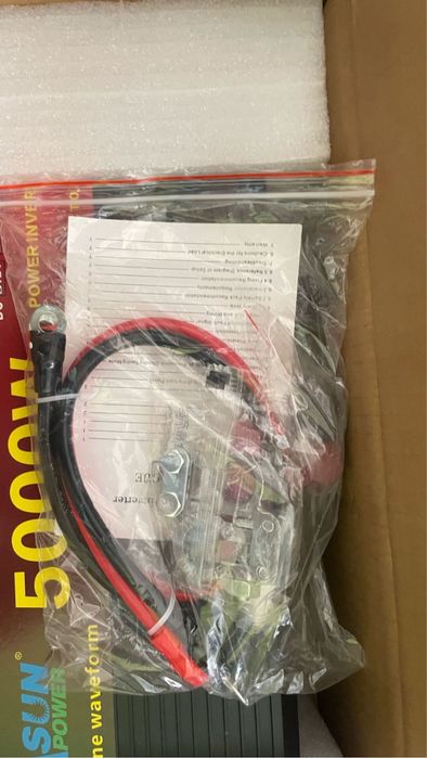 Invertor Easun cu undă sinusoidală pură DC 12V AC 220V Putere 5000W