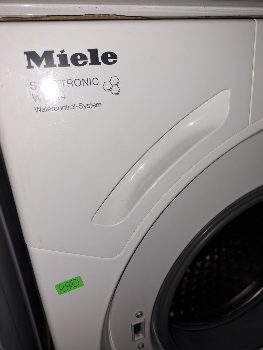 А+++Пералня Миле/Miele W1714 пчелна пита