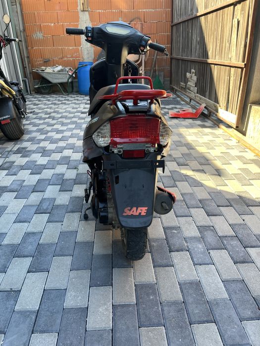 Scuter Chinezesc 80cc