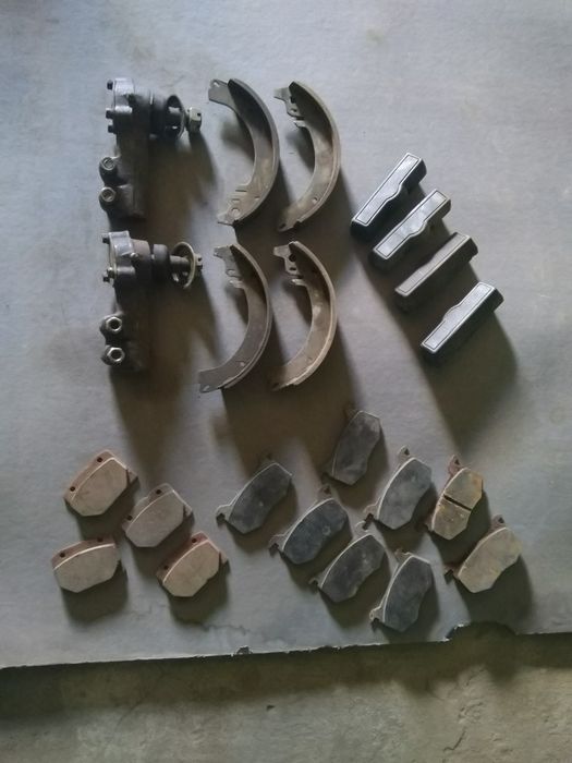 Продам Запчасти на Москвич, ЗИЛ (Читайте описание)