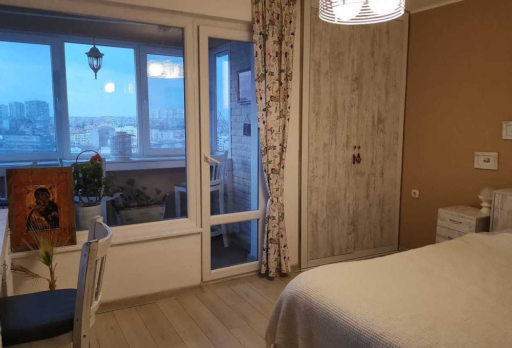 Дава се под наем Двустаен апартамент в Бургас, Зорница - 70 кв.м за 122.4 € - Снимка #3