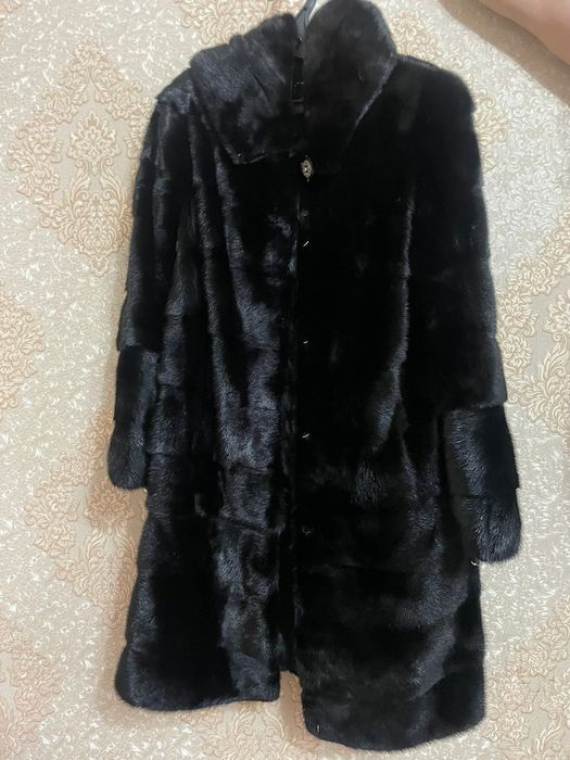 Продается шуба норковая