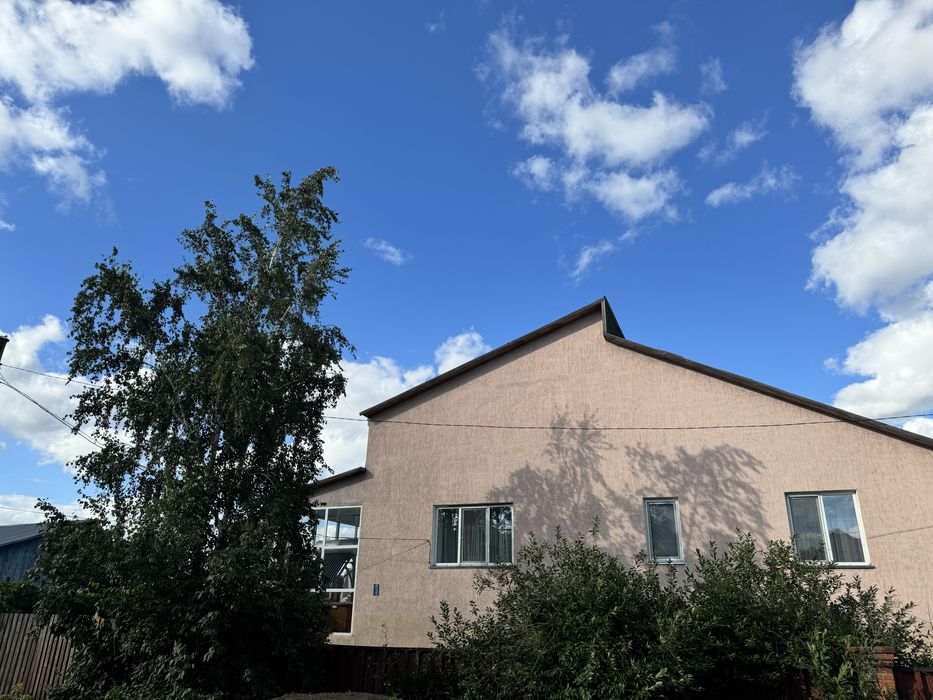 Продам 2-х этажный дом