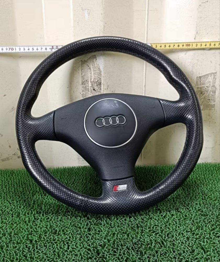 Решетка за преден капак от AUDI S4 B6