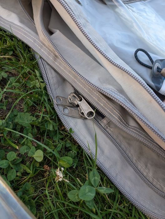 Cort Rulota impermeabil