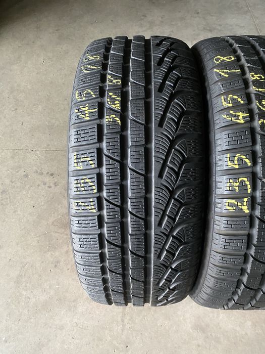 Anvelope iarna 235/45/18 Pirelli Sottozero 3 235 45 18 R18