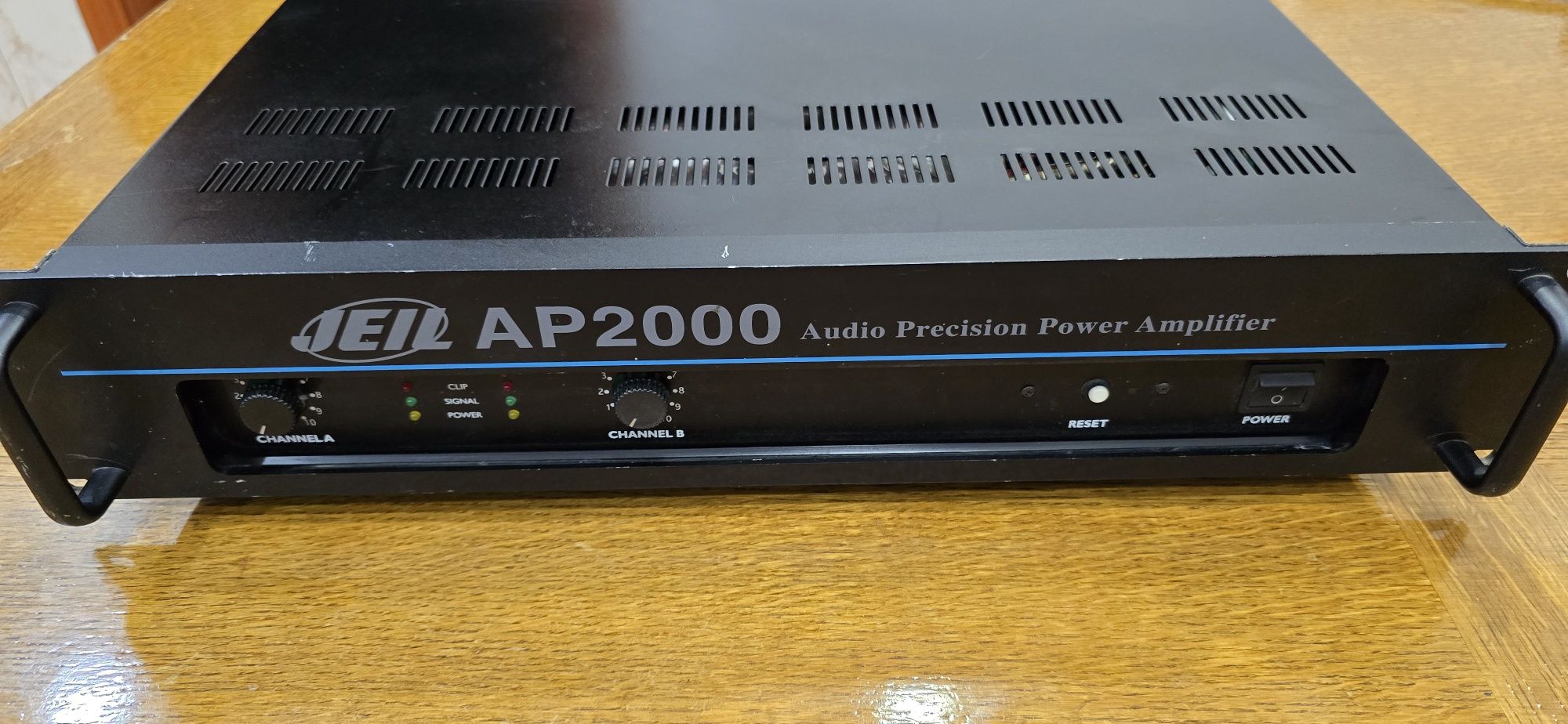 Amplificator Jeil AP2000