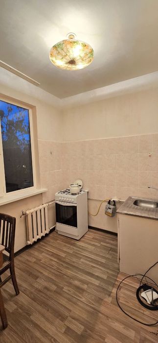 Продаётся квартира Чиланзар 11 квартал 1/4/4 панель 1,5 ×3