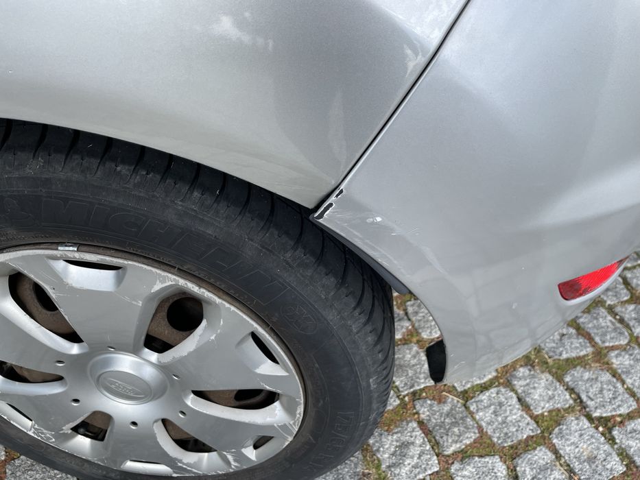 Ford Fiesta 1.6 TDCi 95 CP – 2011 – Euro 5 – Moondust Silver