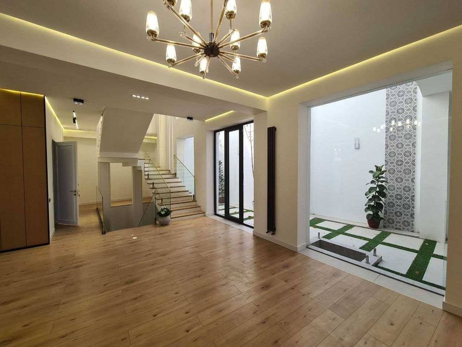 Евро дом Циалковский 2 сотки 4 уровня ,