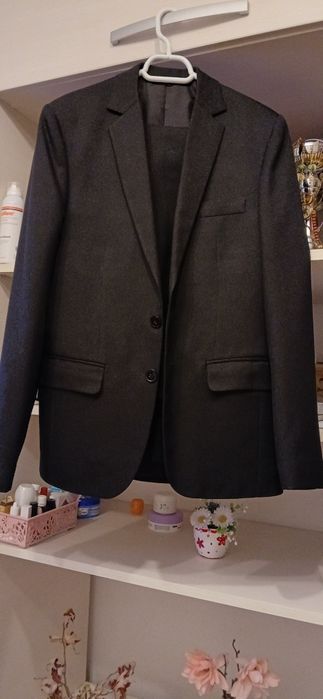 Costum băieți personalizat la atelier