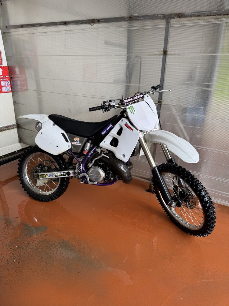 Honda CR250 (Yamaha.KTM,Kawasaki)