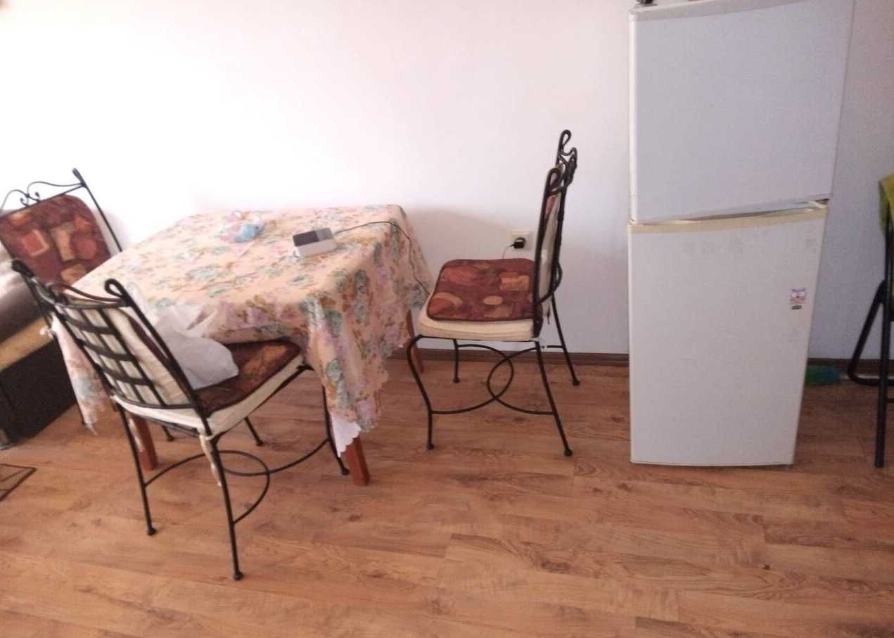 Дава се под наем Двустаен апартамент в Бургас, Сарафово - 55 кв.м за 300 € - Снимка #3