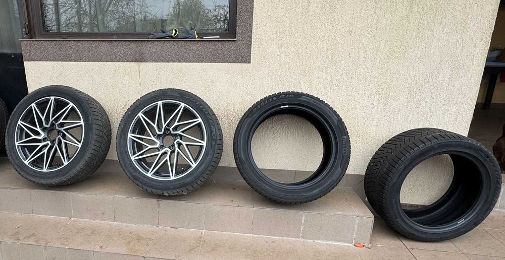 Cauciucuri de iarna Pirelli