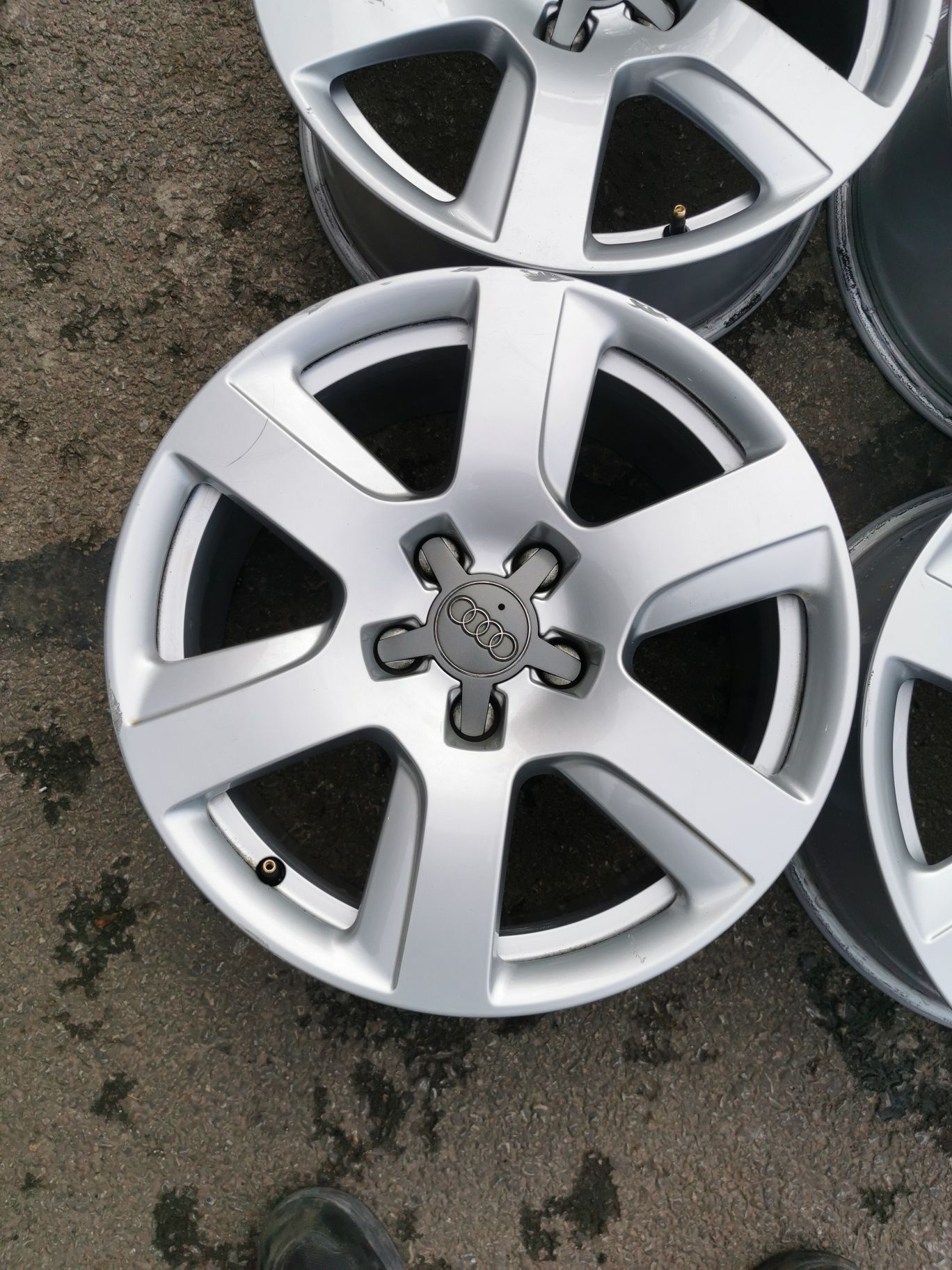 Оригинални джанти за Ауди (Audi) 17" 5x112