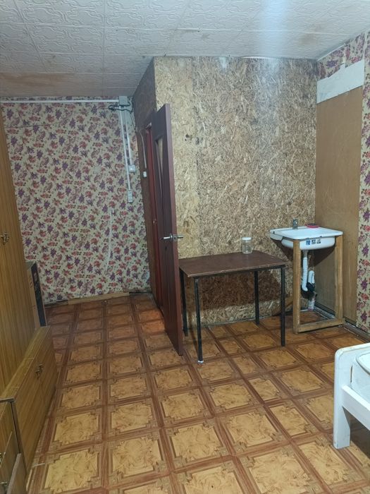 Сдам комнату в общежитии в районе Медколледжа