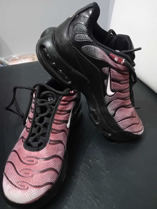 Продавам Nike air max TN
