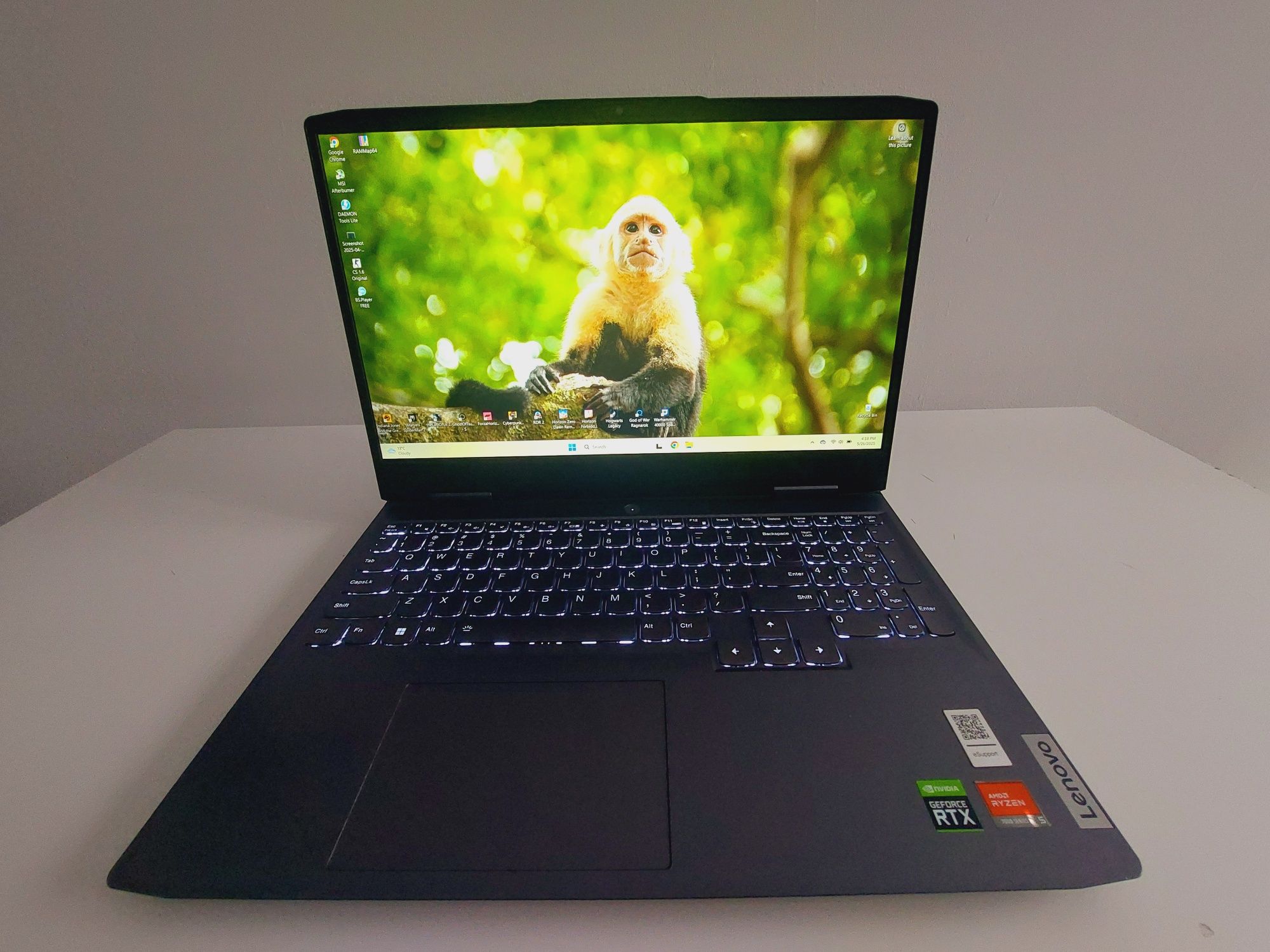 Vând laptop Ultragaming Lenovo  RTX 4060 8GB