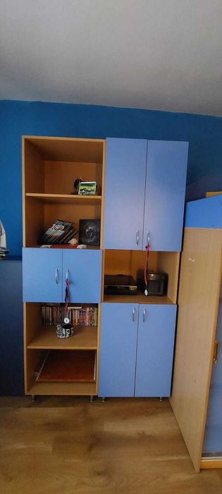 Mobilier dormitor copiii cu pat etajat