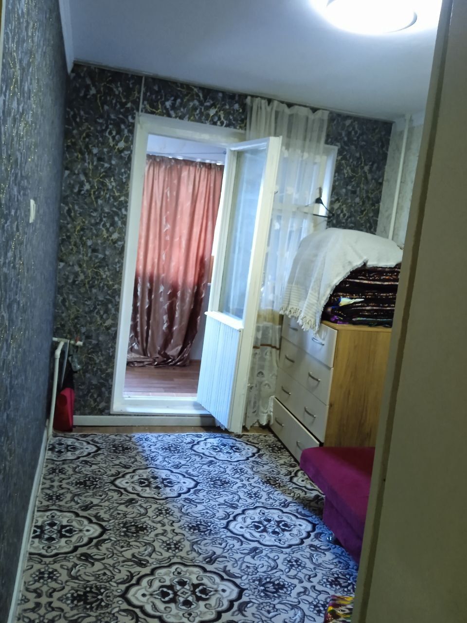 Продается квартира.2 комнатная . 23000$ договоримся