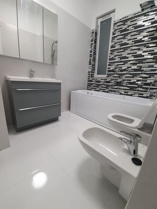 Apartament chic 3 camere in curte comuna, ultracentral