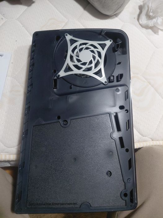 Vând ps 5 sau schimb cu un ultra de 125