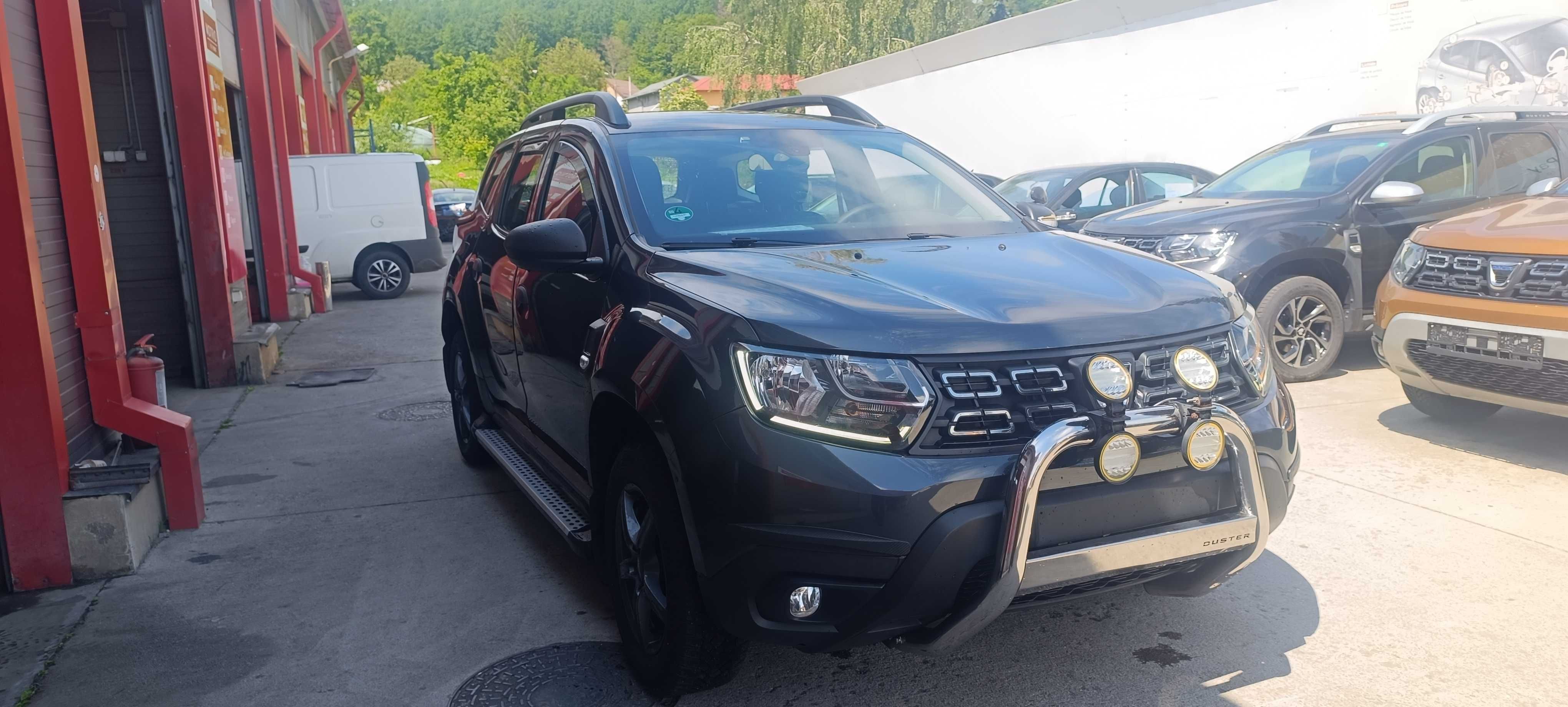 Dacia Duster 4X2 , 1.6 benzina, km putini, euro 6