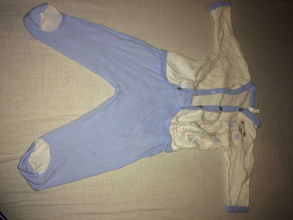 Бебешки и детски дрехи