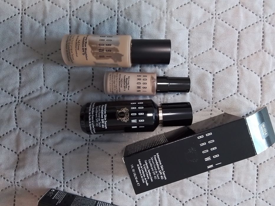 червило Dior  ,bobbi brown фон дьо тен, руж сенки ,YSL спирала червило