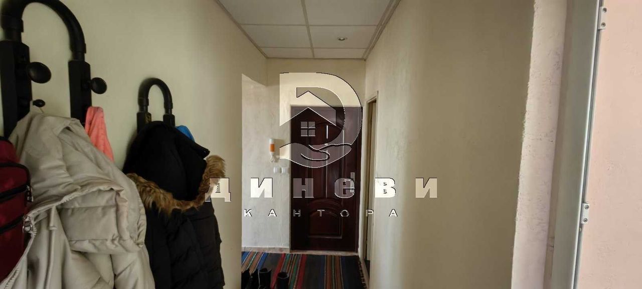 Продава се Четиристаен апартамент в Стара Загора, Зора - 97 кв.м за 846 €/кв.м - Снимка #13