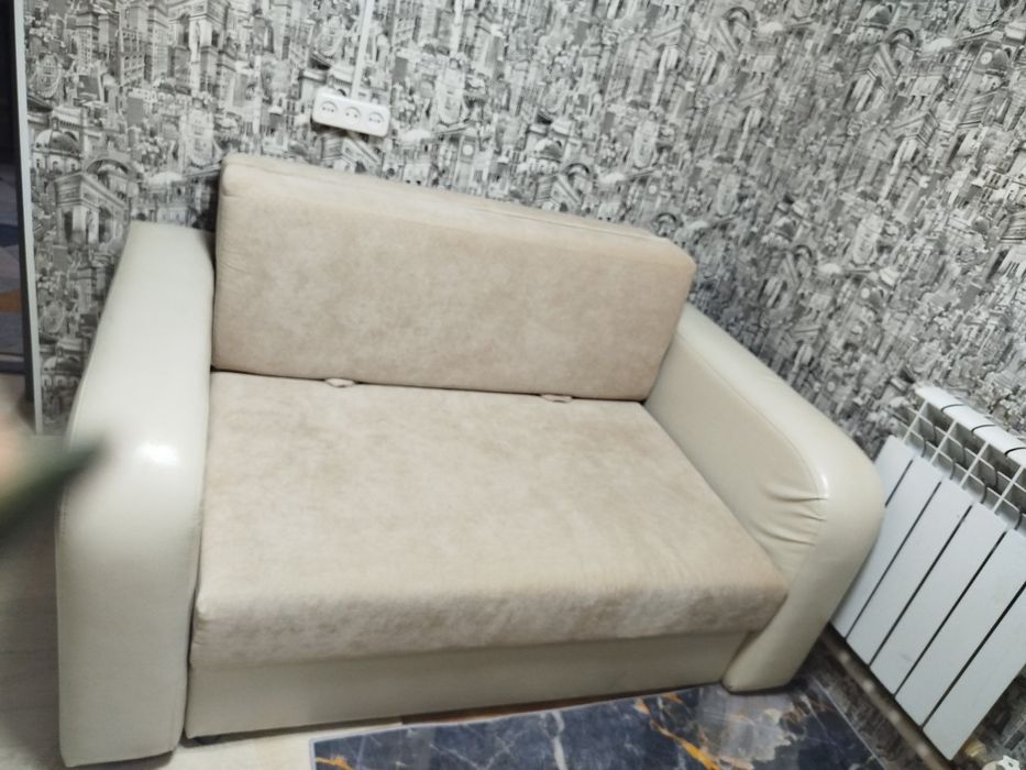 Продам мини диван раскладной