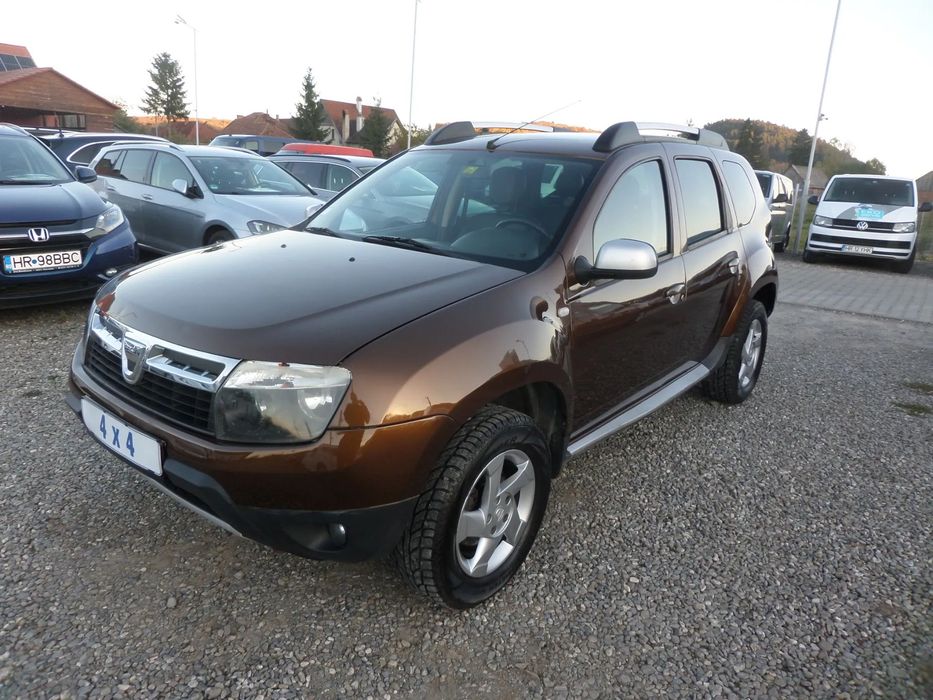Dacia Duster 1,5 DCi  tractiune 4X4 in stare foarte byna de functionare!